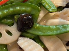 -荷塘秋月·本帮江浙菜(国权路店)