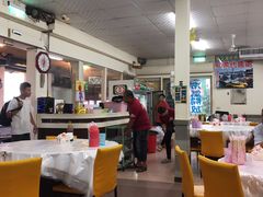 大堂-垦丁辉哥生鱼片