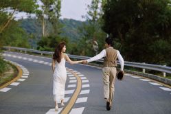 -巴黎婚纱摄影工作室