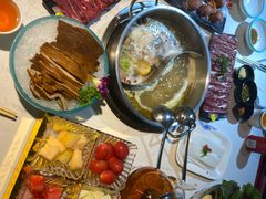 -牛员外鲜切牛肉火锅