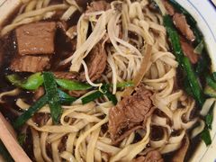 -镇南锅盖面馆(解放路店)