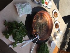 -朝伟清真铜瓢牛肉馆(三十年老·店)