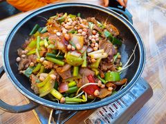 干锅带皮牛肉-古城苗家土菜馆(河景餐厅店)