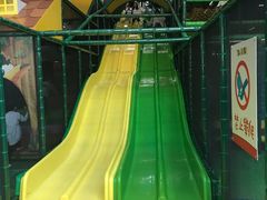 -蒙特利亲子乐园