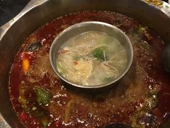 -小天鹅火锅·一线江景洪鼎旗舰店(洪崖洞店)