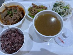 -光明·博海美食花园(上海瑞金医院12号楼店)