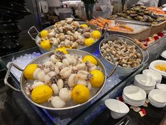 -圣丰索菲特·2 On 988 Café 自助餐厅