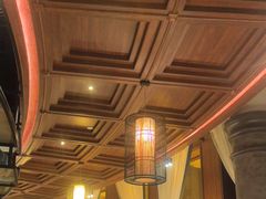 -八府香鸭·啫啫煲(华山路店)