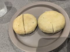 鲜花饼-半山腰·云南菜(侨福芳草地店)