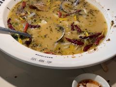 -渔语鱼酸菜鱼新川菜(来福士店)