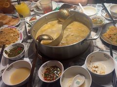 -禄婶鸡煲·打边炉