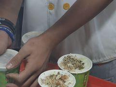 -清真老马家国华牛奶鸡蛋醪糟(正宁路店)