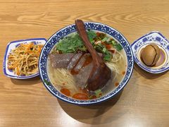 -舌尖尖·兰州牛肉面(浦东机场店)