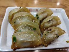 -小姜锅贴(凤凰街店)