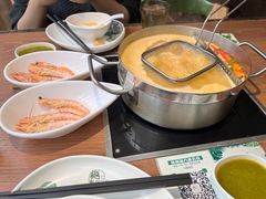 -樾餐厅泰式海鲜火锅(民歌湖店)
