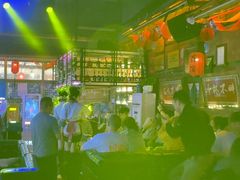 -喜鹊音乐酒馆(西街店)