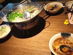 -肖四女乐山跷脚牛肉(南汇大学城生活广场店)