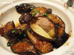 -八府香鸭·啫啫煲(华山路店)