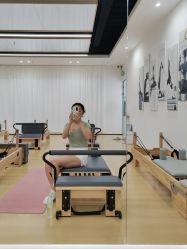 -素简女子塑形·健身普拉提