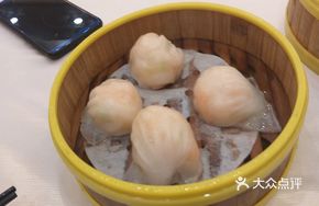 Four Large Shrimp Dumplings