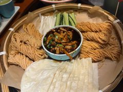 -魏铭鱼头捞饭(晋阳路店)