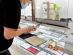 -翰佐蔡司小乐圆·依视路星趣控·暴龙眼镜折扣店