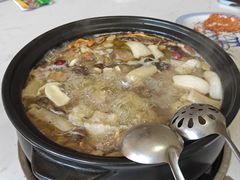 -菌之家·专业纯野生菌火锅·特色炒菌