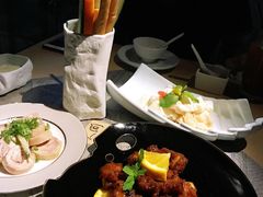 -穹六人间 people 6(岳阳路店)
