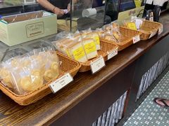 面包甜点陈列柜-安德鲁饼店(总店)