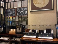 -广州万富希尔顿酒店·感趣自助餐厅·金秋蟹宴生蚝海鲜刺身