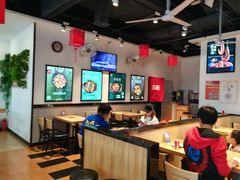大堂-歪嘴香鸡公煲(大连佳兆业店)