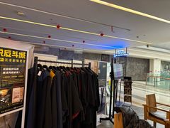 -逃脱反斗城沉浸剧情密室(阳光新业中心店)
