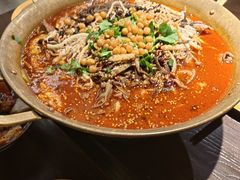 -张翻越·川渝冒菜·武汉黑鸭煲(城北万象城店)