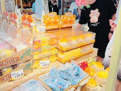 -上海世纪汇广场