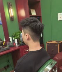 -尤司男士国潮理发馆