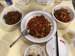 -笨罗卜浏阳菜馆(太平街店)