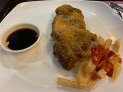 芝士炸牛排配薯条-德大西餐社(云南南路店)
