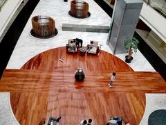 -上海滴水湖皇冠假日酒店