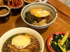 -矮子粉店1985·长沙米粉(湘春路店)