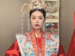 -维纳斯婚纱摄影(鞍山店)