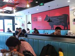 大堂-李先生牛肉面大王(上海站南广场店)