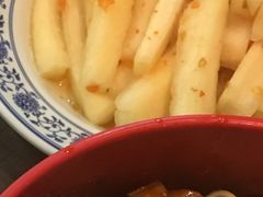 -爆炸头阿姨小四川正宗川味小吃(无任何分店)