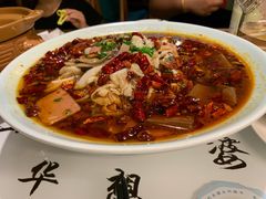 川城毛血旺-老外婆·渔村(平湖吾悦广场店)