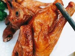 石岐乳鸽-轩记海鲜餐厅·四十五年老字号·经典粤菜(西区彩虹店)