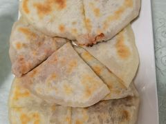 羊肉馅饼-那达慕蒙古风味酒楼