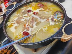-钳小柒·小龙虾蓝龙王烧烤夜宵(长寿路店)
