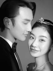 -至臻微拉婚纱摄影