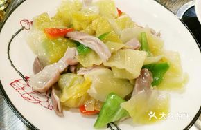 Sour Cabbage Stir-fried Tripe Slices
