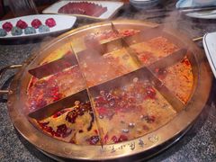 -小天鹅火锅·一线江景洪鼎旗舰店(洪崖洞店)