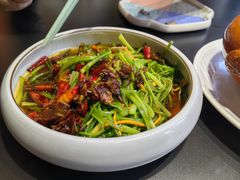 -桥边小楼·手工云南菜·古城观景小楼